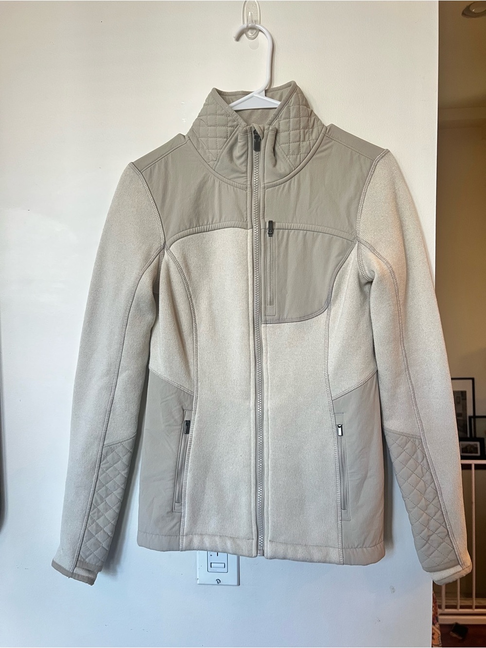 Athleta Truckee Sweater Fleece Jacket XS Beige Quilted Collar Elbow Patches Zip